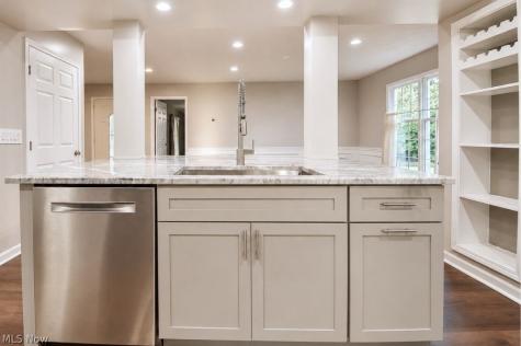 9237 Creekwood Drive Mentor OH 44060