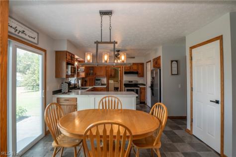 1631 Horizon Drive Louisville OH 44641