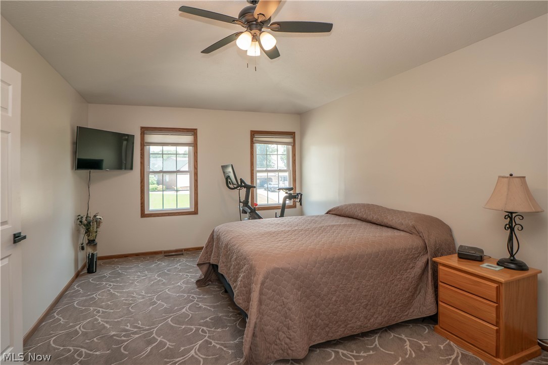 1631 Horizon Drive Louisville OH 44641