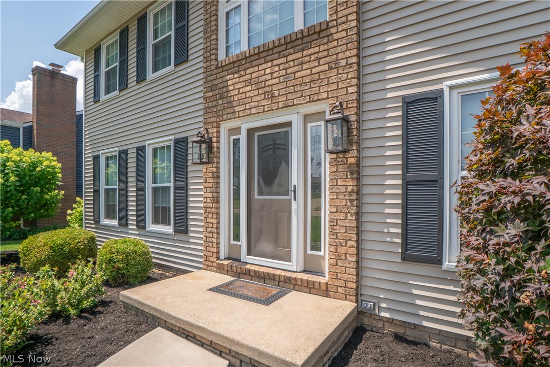 1631 Horizon Drive Louisville OH 44641
