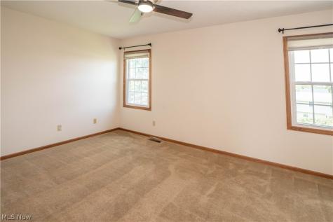 1631 Horizon Drive Louisville OH 44641