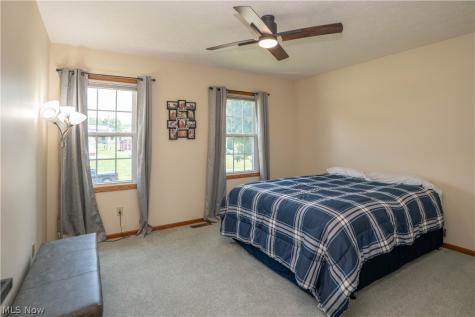 1631 Horizon Drive Louisville OH 44641