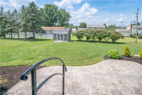 1631 Horizon Drive Louisville OH 44641