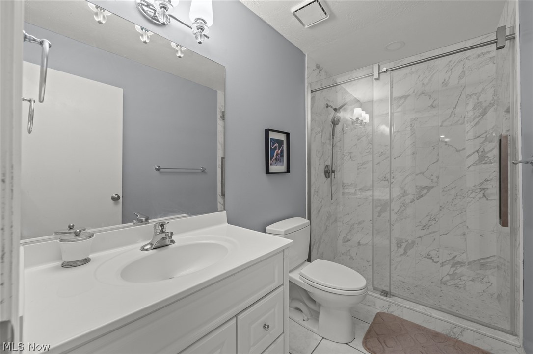 125 Orange Tree Drive Orange OH 44022