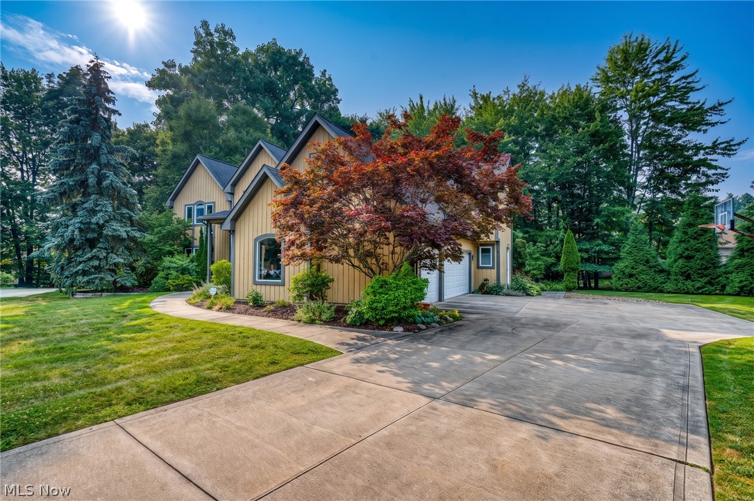 125 Orange Tree Drive Orange OH 44022