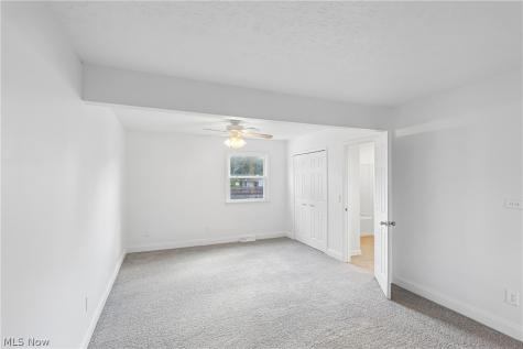 4137 Gary Avenue Lorain OH 44055