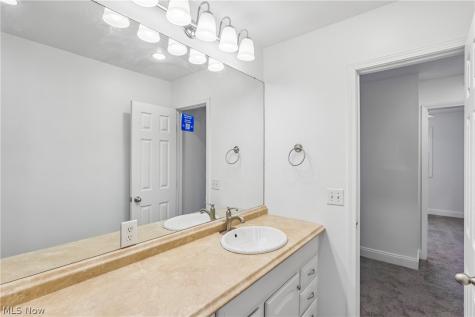 4137 Gary Avenue Lorain OH 44055