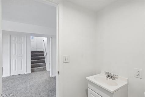 4137 Gary Avenue Lorain OH 44055