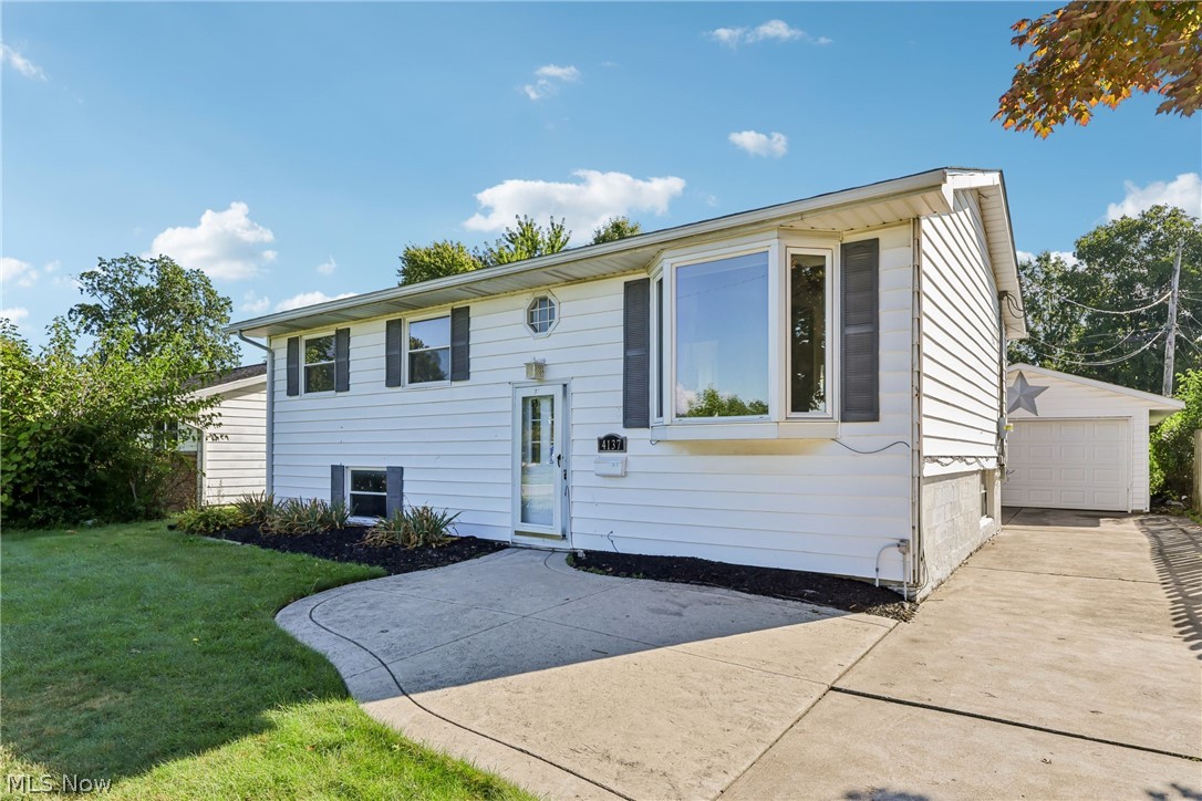 4137 Gary Avenue Lorain OH 44055
