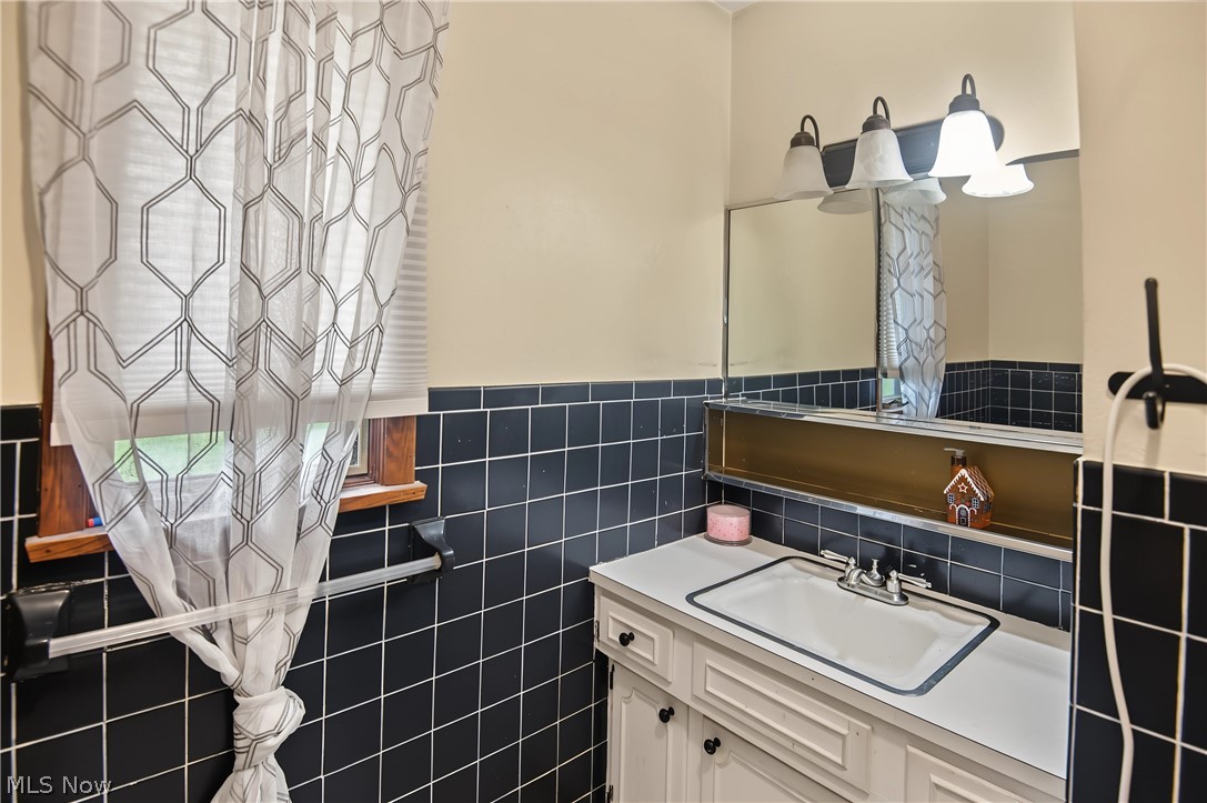 1301 Collar Price Road Hubbard OH 44425