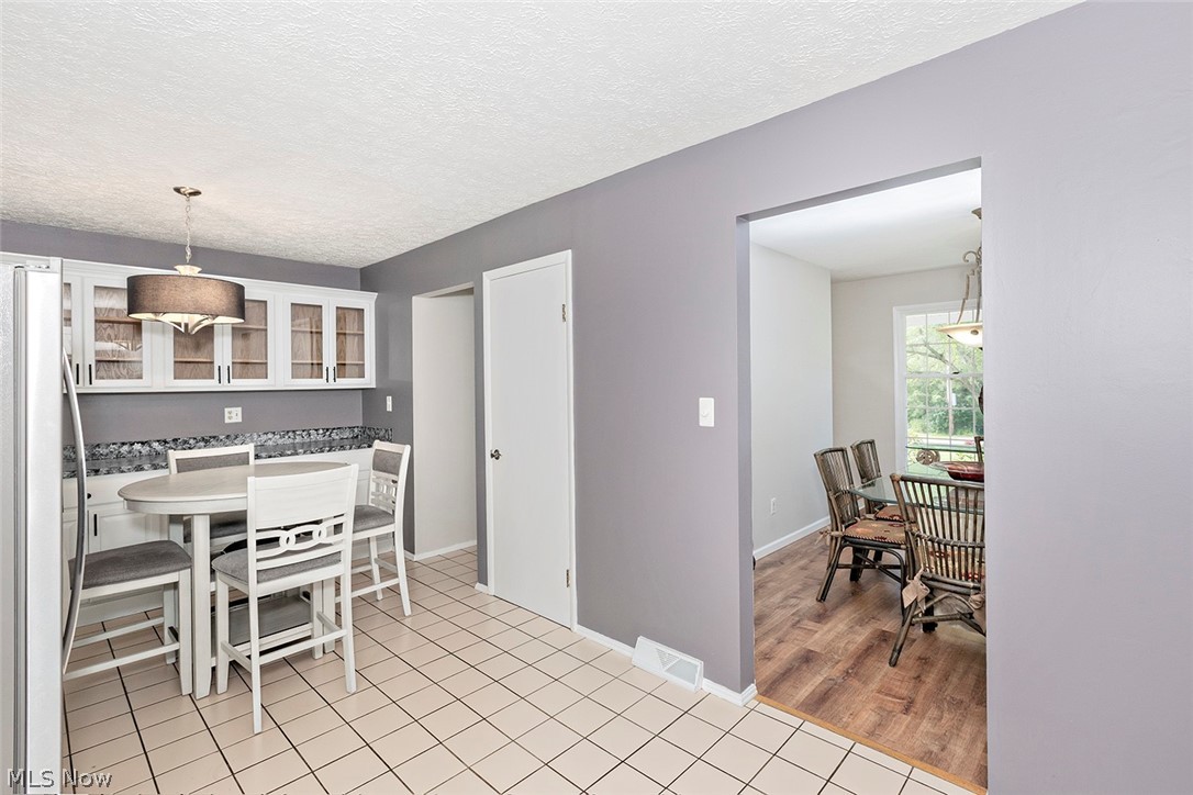 32705 Arthur Road Solon OH 44139