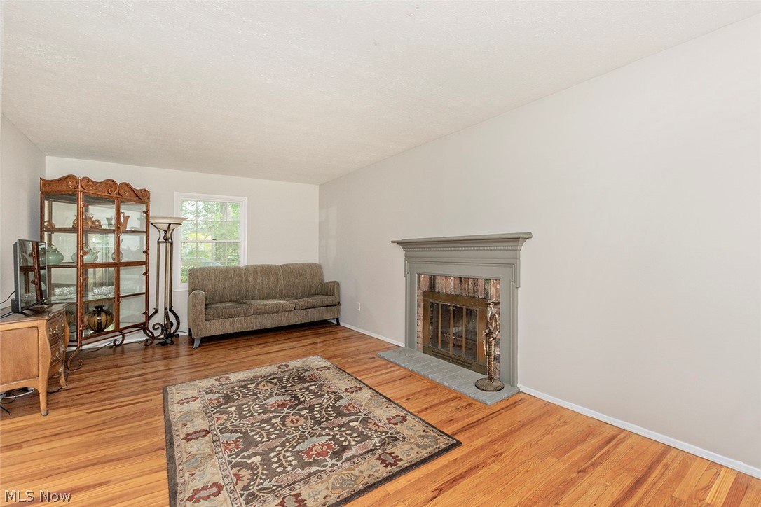 32705 Arthur Road Solon OH 44139