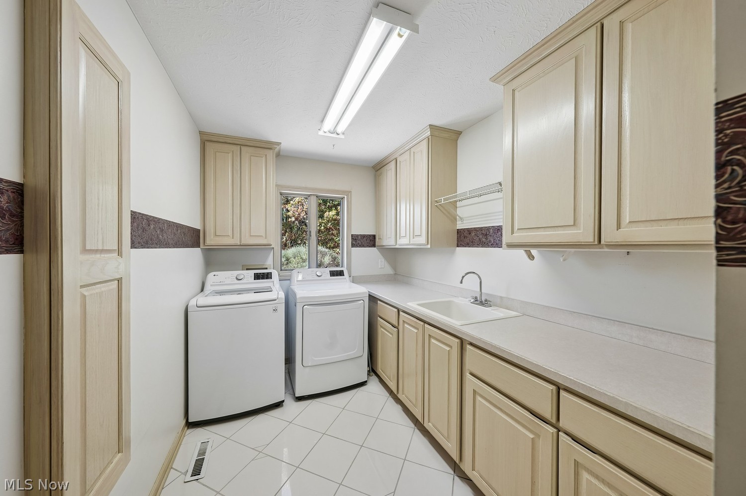 6198 Castle Drive North Royalton OH 44133