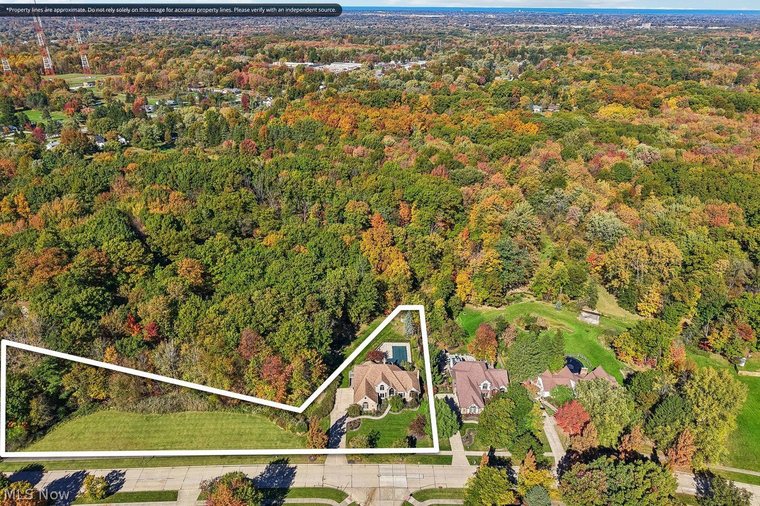 6198 Castle Drive North Royalton OH 44133