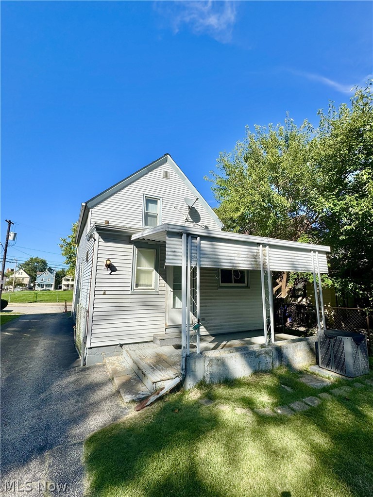 3011 Tate Avenue Old Brooklyn OH 44109