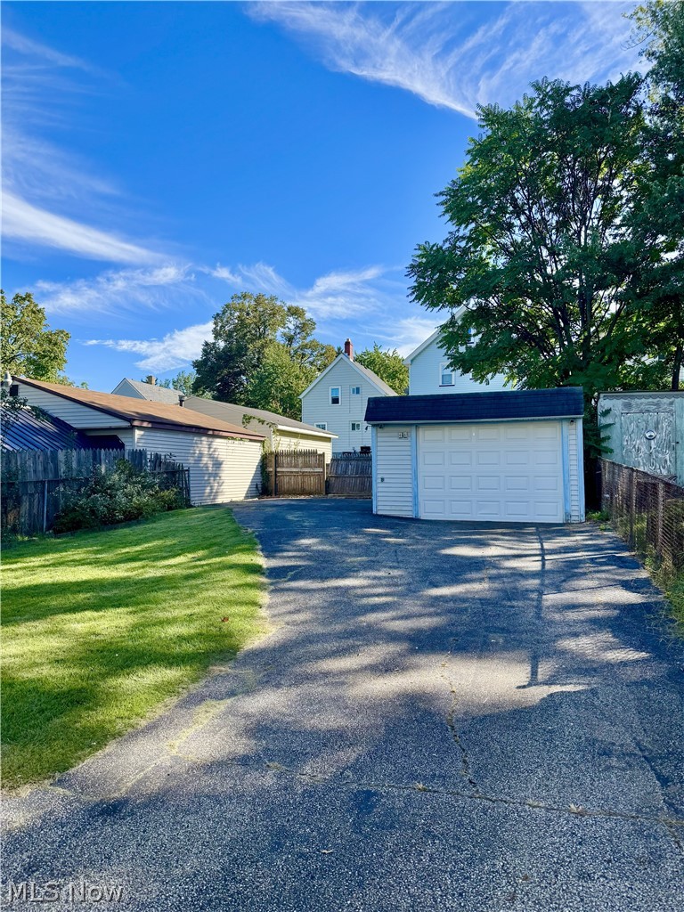 3011 Tate Avenue Old Brooklyn OH 44109