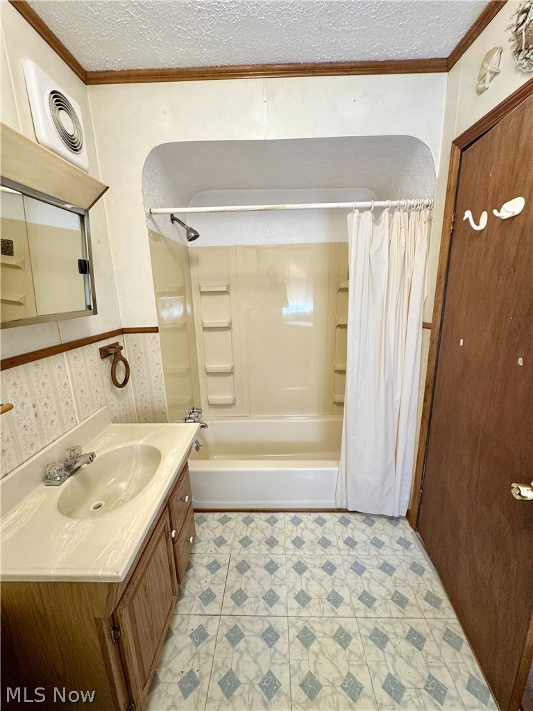 3011 Tate Avenue Old Brooklyn OH 44109