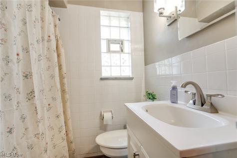 4315 Lucille Avenue South Euclid OH 44121