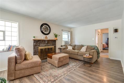 4315 Lucille Avenue South Euclid OH 44121