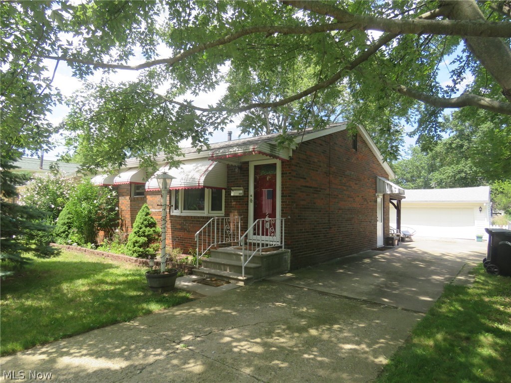 960 Wilder Avenue Elyria OH 44035