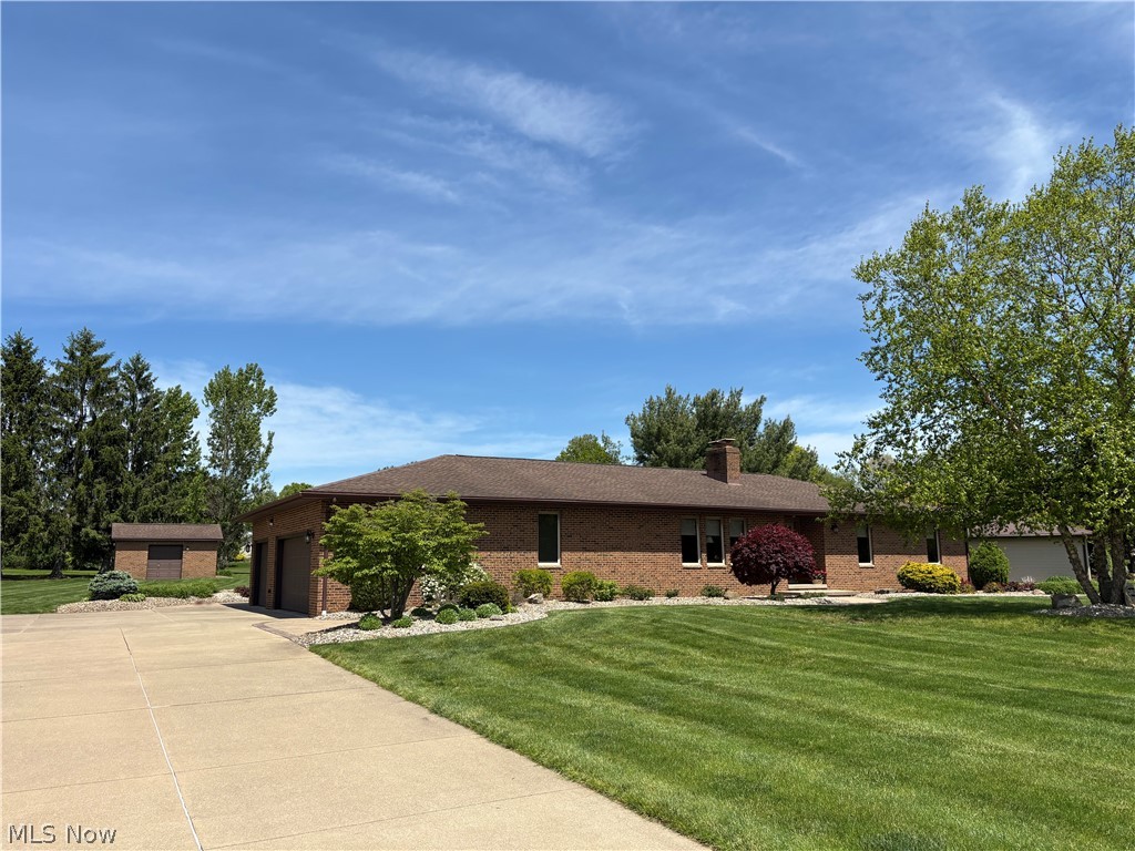 2615 Canaan Drive Uniontown OH 44685