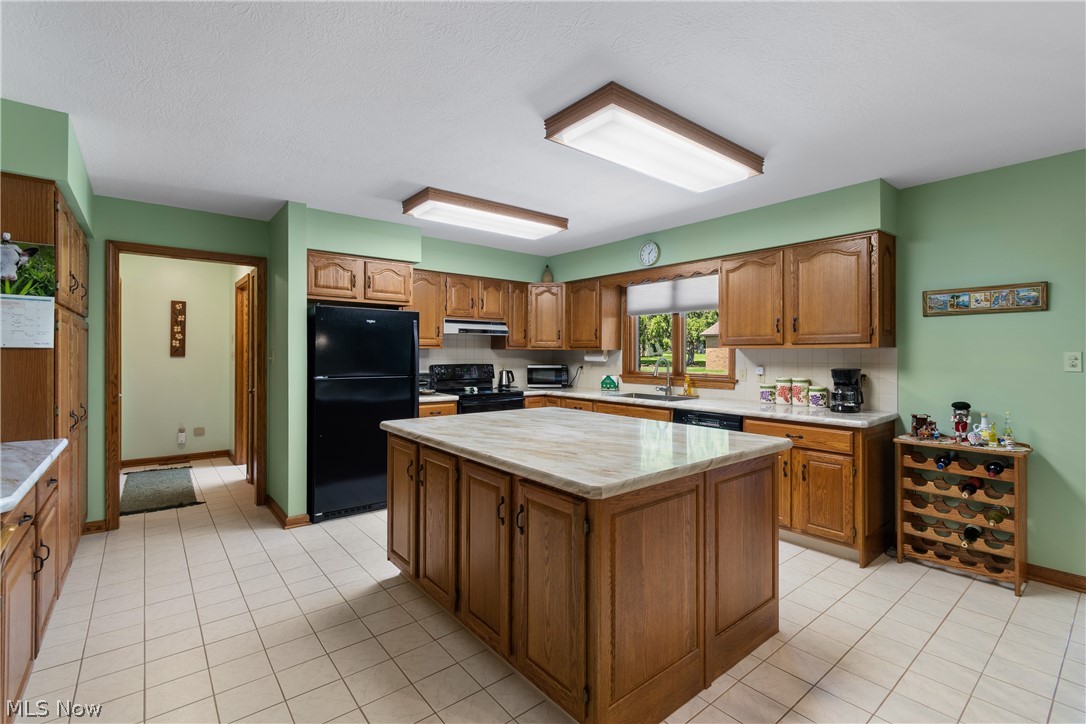 2615 Canaan Drive Uniontown OH 44685