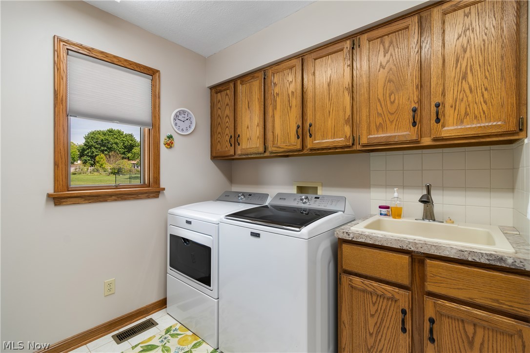 2615 Canaan Drive Uniontown OH 44685