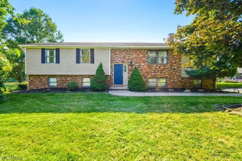 2190 Waterbury Drive Uniontown OH 44685