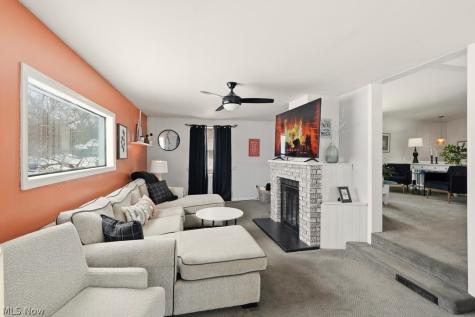 2190 Waterbury Drive Uniontown OH 44685