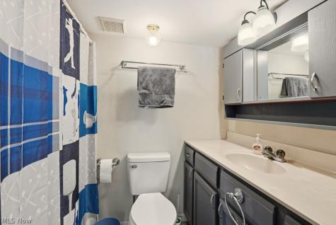 2190 Waterbury Drive Uniontown OH 44685