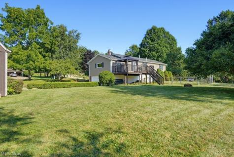 2190 Waterbury Drive Uniontown OH 44685