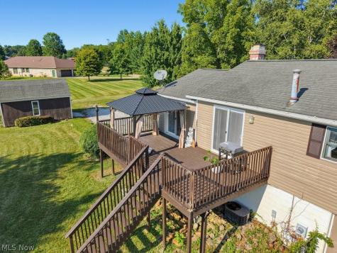 2190 Waterbury Drive Uniontown OH 44685