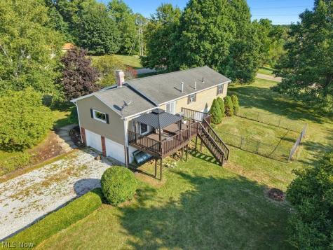 2190 Waterbury Drive Uniontown OH 44685