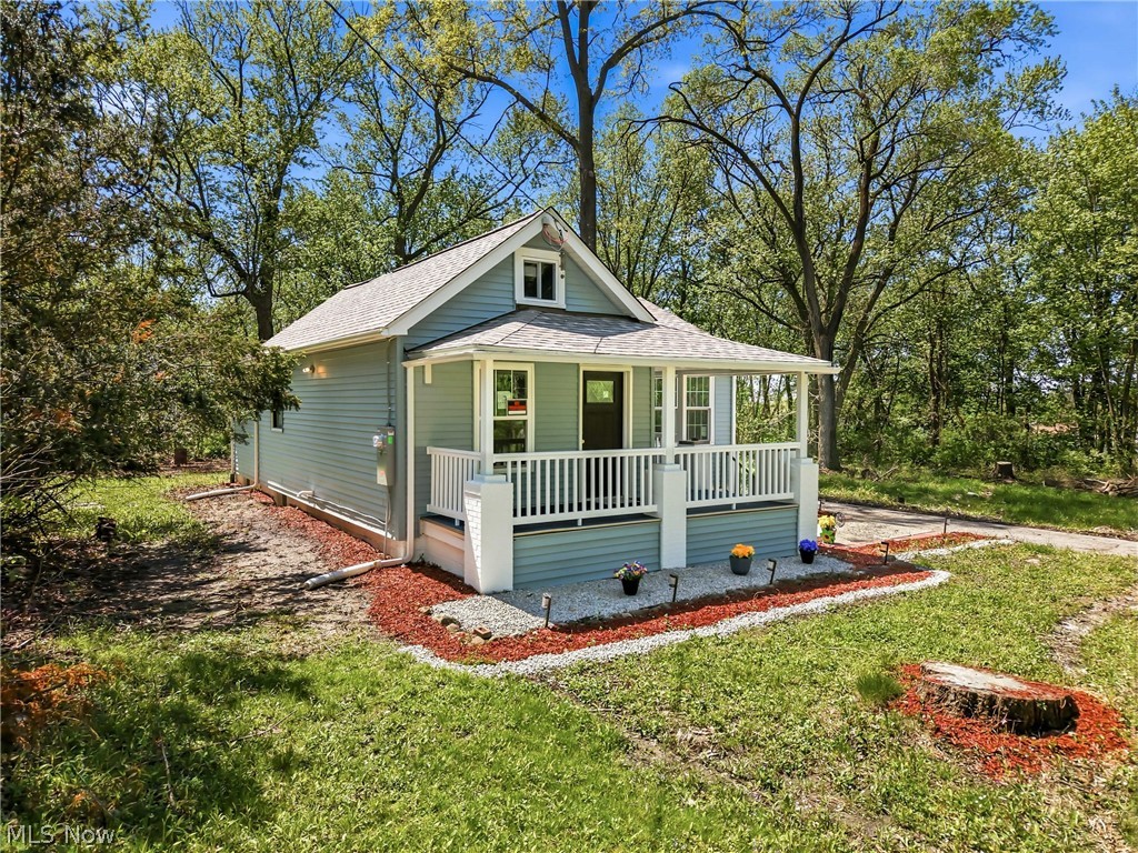 3343 Lawnview Avenue Lowellville OH 44436