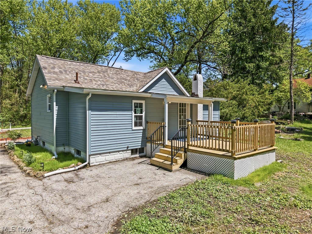 3343 Lawnview Avenue Lowellville OH 44436