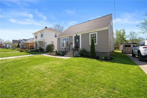 20893 Belvidere Avenue Fairview Park OH 44126