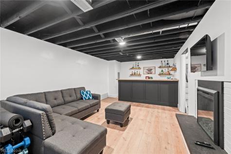20893 Belvidere Avenue Fairview Park OH 44126
