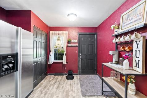 330 Leeds Street Akron OH 44305