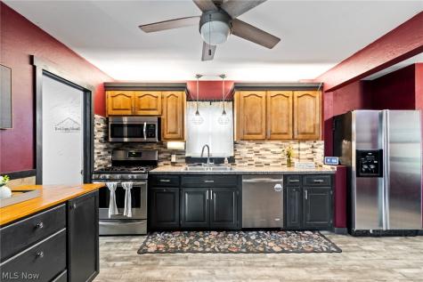 330 Leeds Street Akron OH 44305