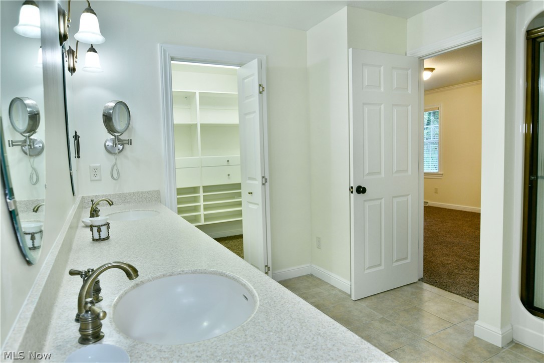 540 Warner Road Hubbard OH 44425