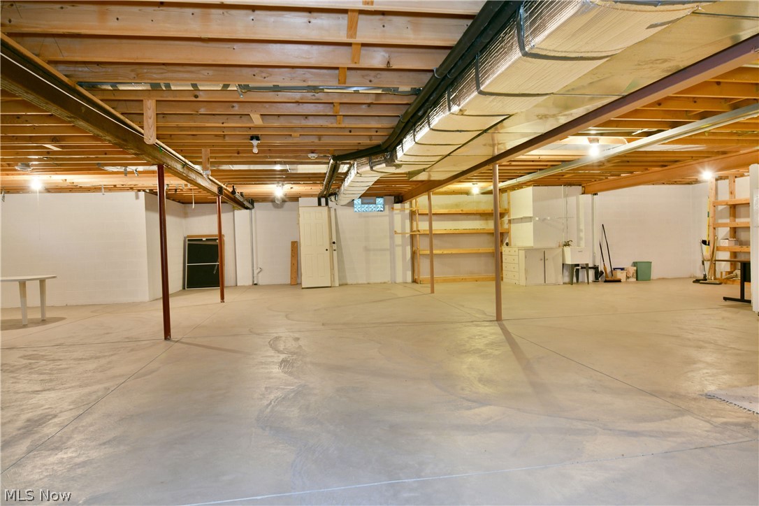540 Warner Road Hubbard OH 44425