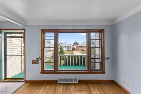 6305 Kenneth Avenue Parma OH 44129