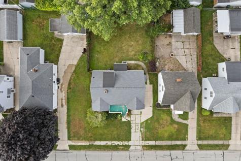 6305 Kenneth Avenue Parma OH 44129