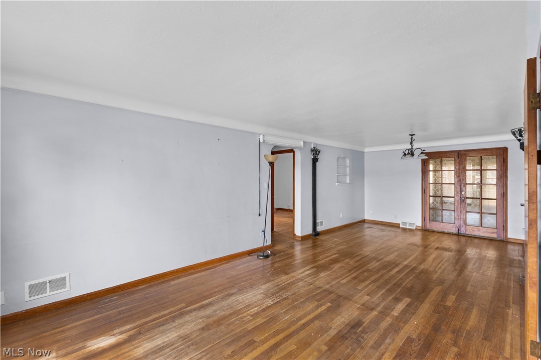 6305 Kenneth Avenue Parma OH 44129