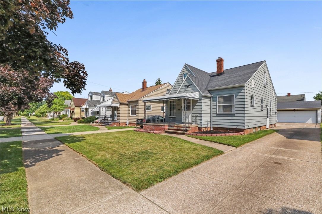 9216 Behrwald Avenue Brooklyn OH 44144