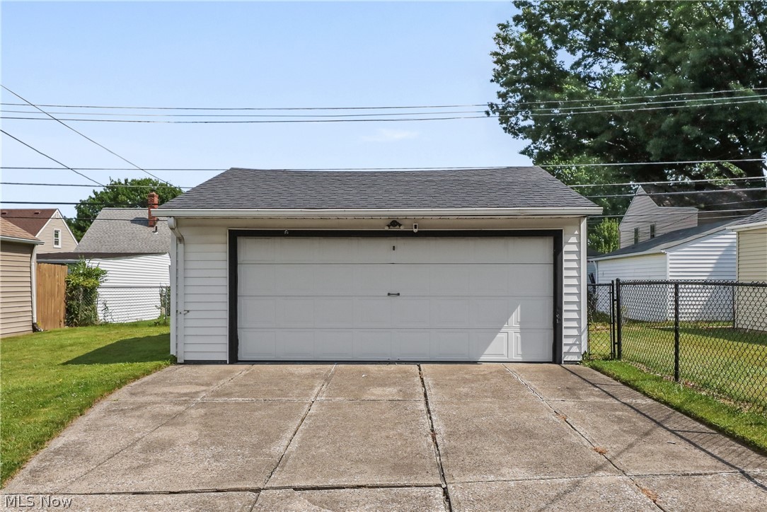 9216 Behrwald Avenue Brooklyn OH 44144