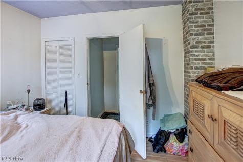 25 Forbes Road Bedford OH 44146