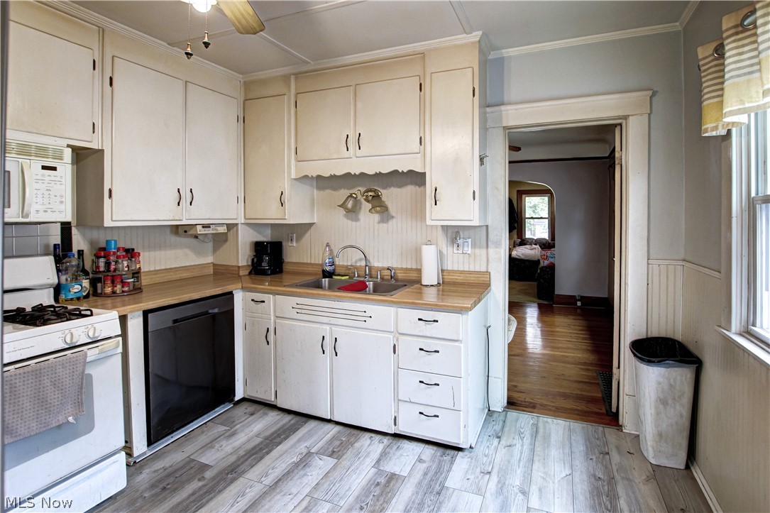 25 Forbes Road Bedford OH 44146