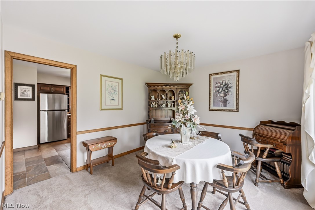 546 Perkinswood Boulevard NE Warren OH 44483