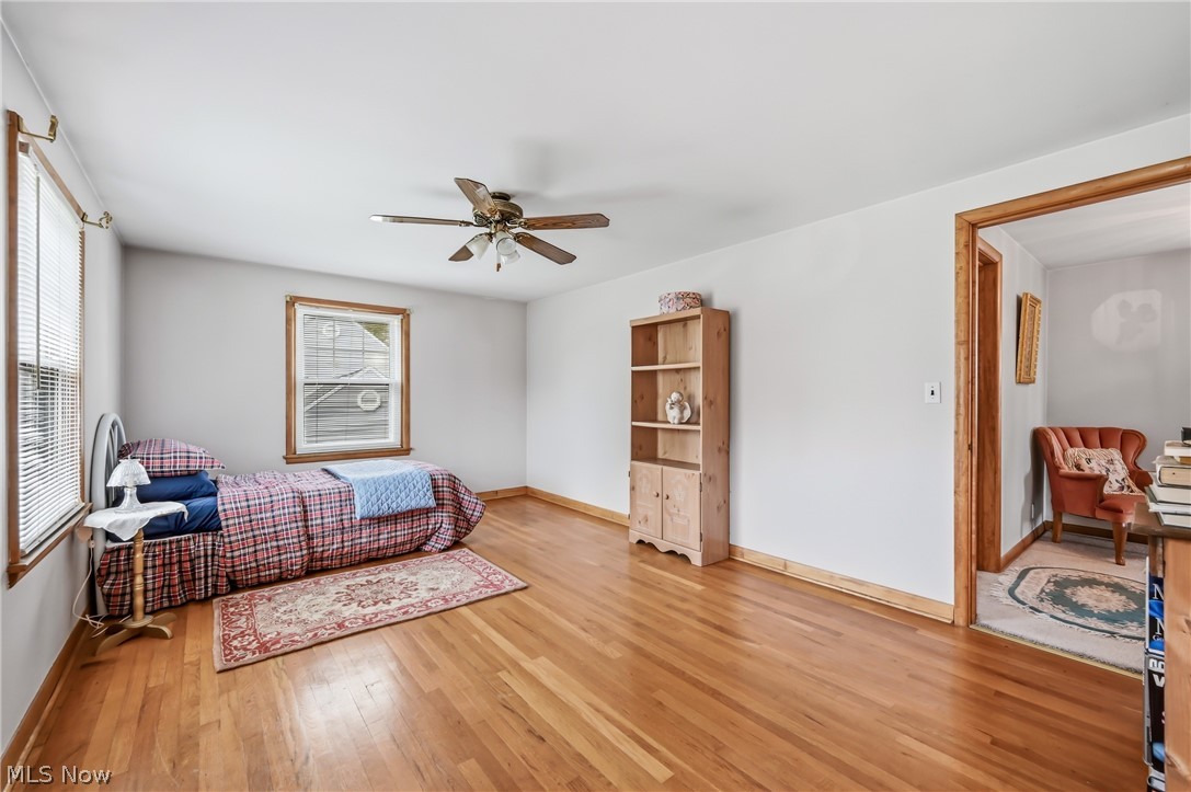 546 Perkinswood Boulevard NE Warren OH 44483